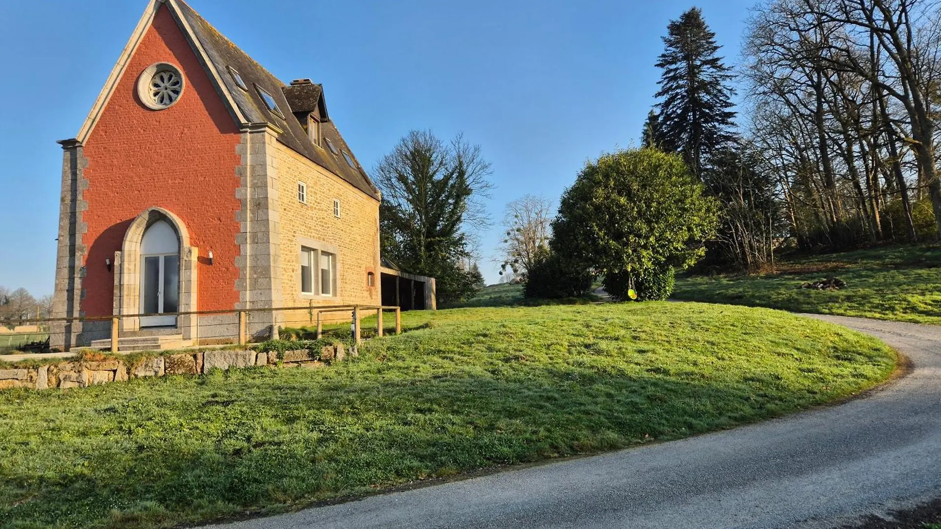 Gite Les Sapins Avec Spa Privatif Le Châtellier